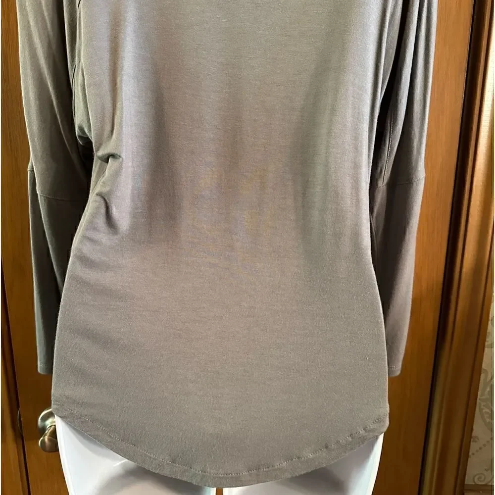 Hard Rock Couture grey Tee sz M